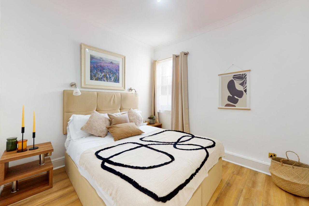 Park Lane - Clarges Street Apartament *
